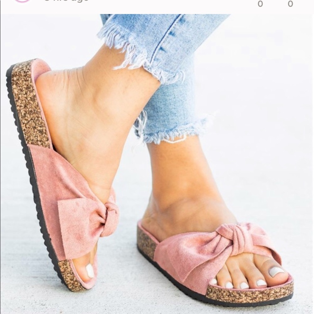 Bow Accent Sandals